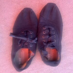TOMS Women’s Black Canvas Shoes